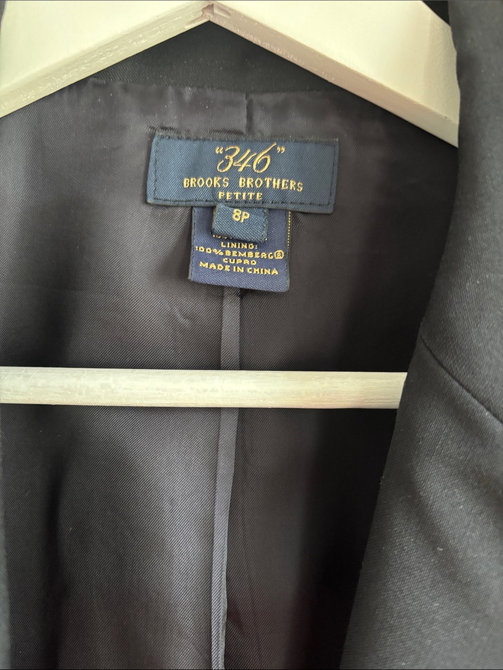 Brooks Brothers Black Wool Blazer with Gold Buttons Sz 8P - Picture 2 of 4